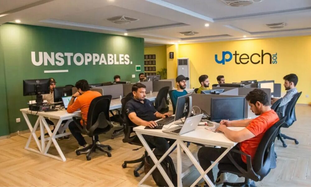 transformation-in-business-expansion-where-innovative-software-is-used-and-offshore-development.